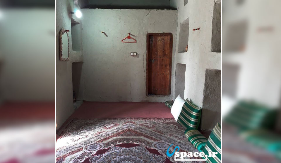 نمای داخلی اتاق اقامتگاه بوم گردی خالو منصور - جزیره قشم - روستای نقاشه